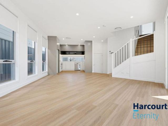 Townhouse for rent in Sydney, New South Wales