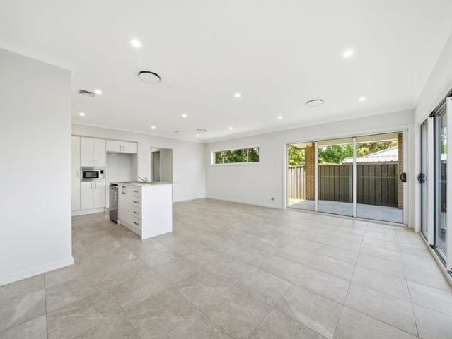 Townhouse for rent in Sydney, New South Wales