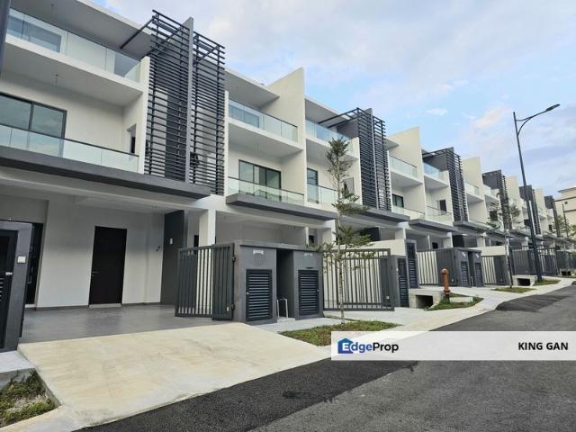 House for sale in Country Heights Damansara, Kuala Lumpur