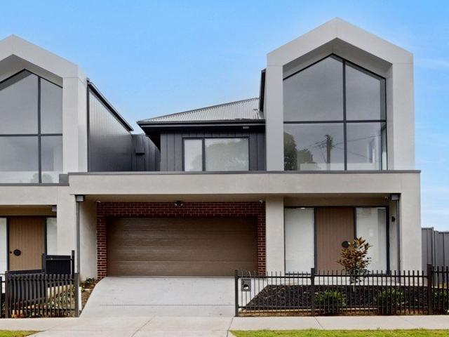 Townhouse for rent in Camerons Creek, Victoria