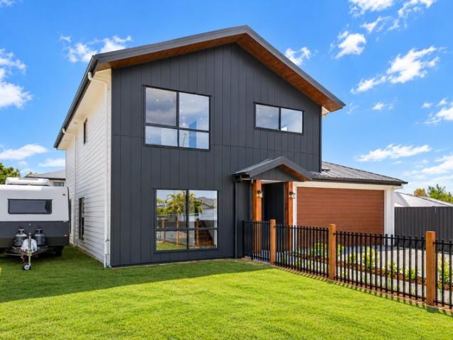 Land for sale in Victoria Point, Greater Brisbane