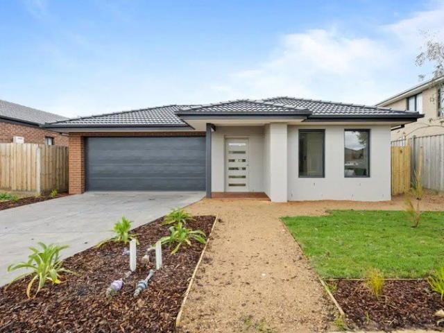 House for rent in Warralily Promenade, Geelong