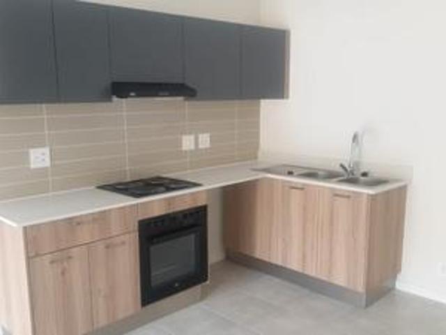 Apartment for rent in Gordon's Bay, Western Cape