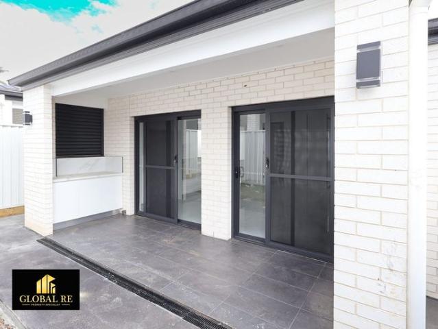 Granny Flat for rent in Sydney, New South Wales