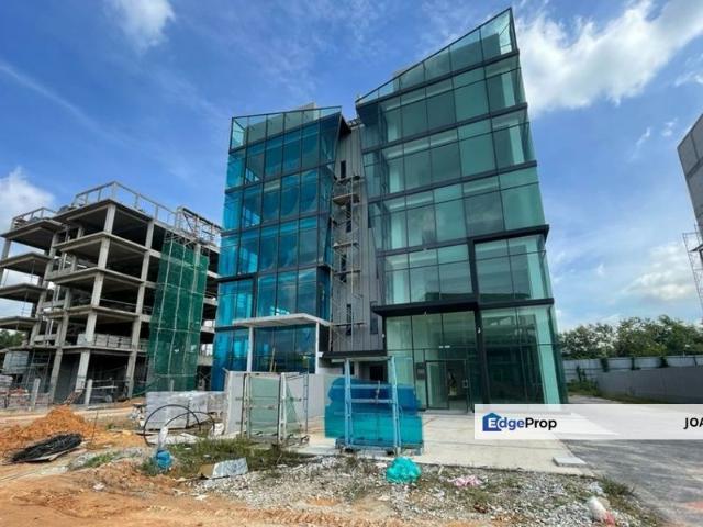 Warehouse for sale in Petaling, Alam Impian