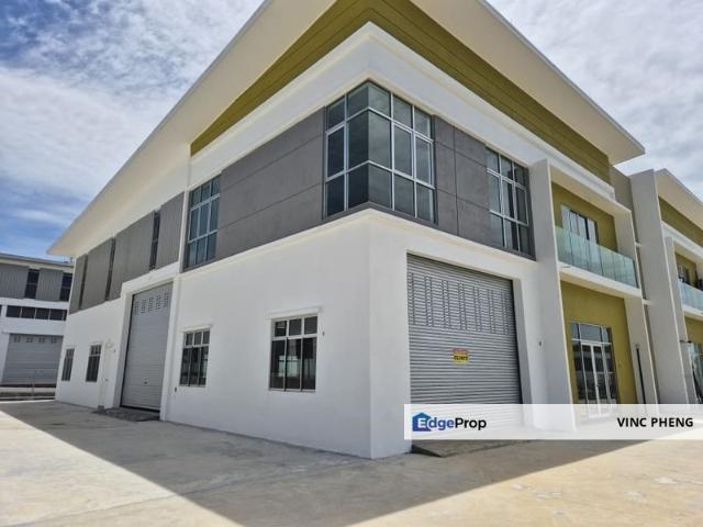 Warehouse for rent in Malaka