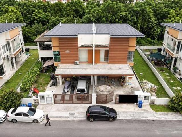Residential House for sale in Petaling, Alam Impian
