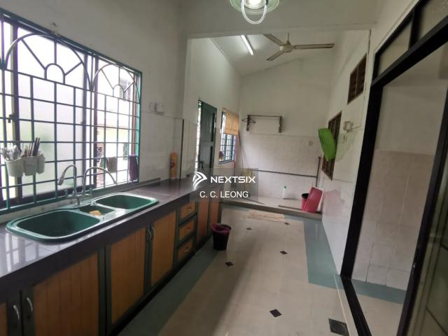 Warehouse for sale in Kulai, Johor