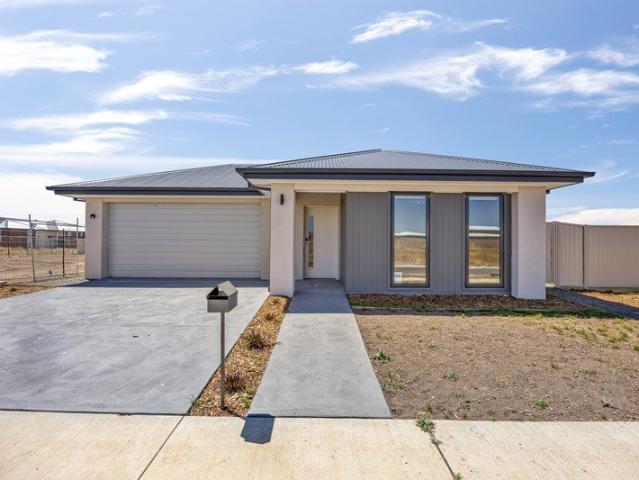 House for rent in Bonshaw, Victoria