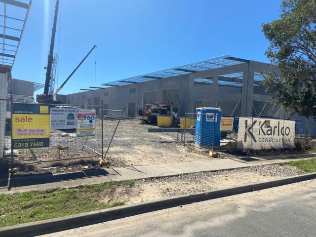 Warehouse for sale in Kings Creek, Queensland