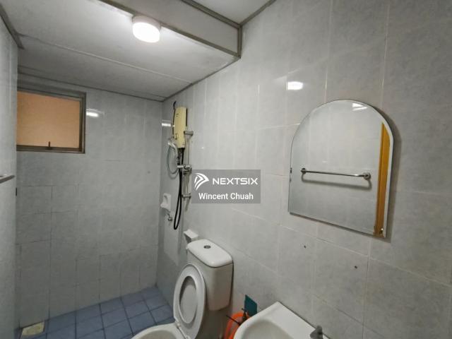 Shop for rent in Bukit Ledang, Johor