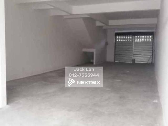 Shop for rent in Bukit Ledang, Johor