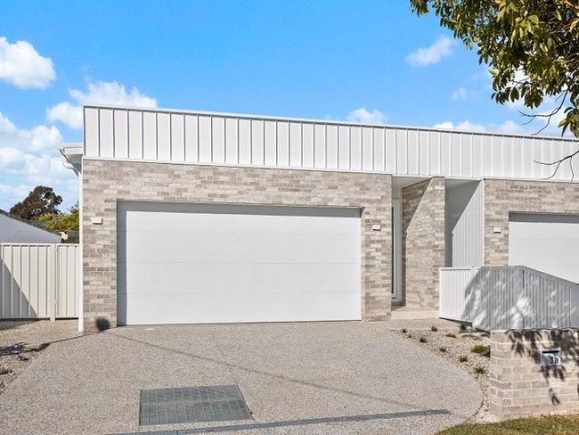 Duplex for rent in Wollongong West, New South Wales