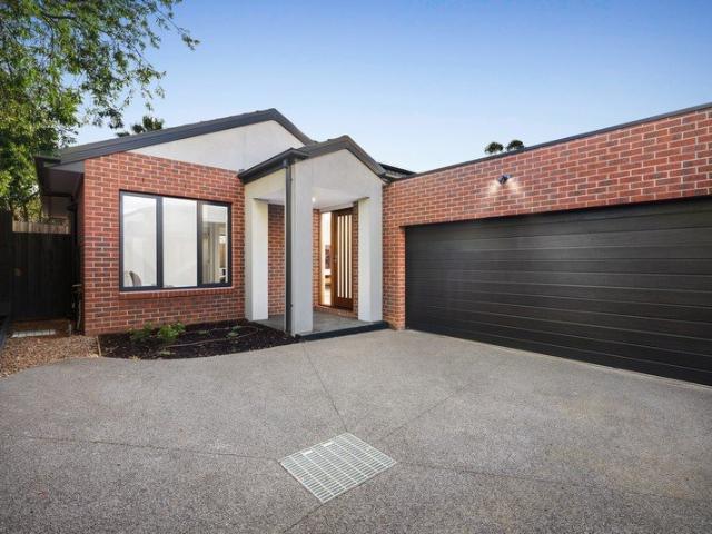 Townhouse for sale in Camerons Creek, Victoria