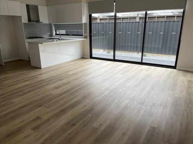 Townhouse for rent in Camerons Creek, Victoria