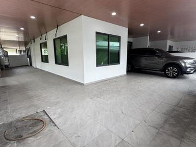 Terraced House for rent in Malaka