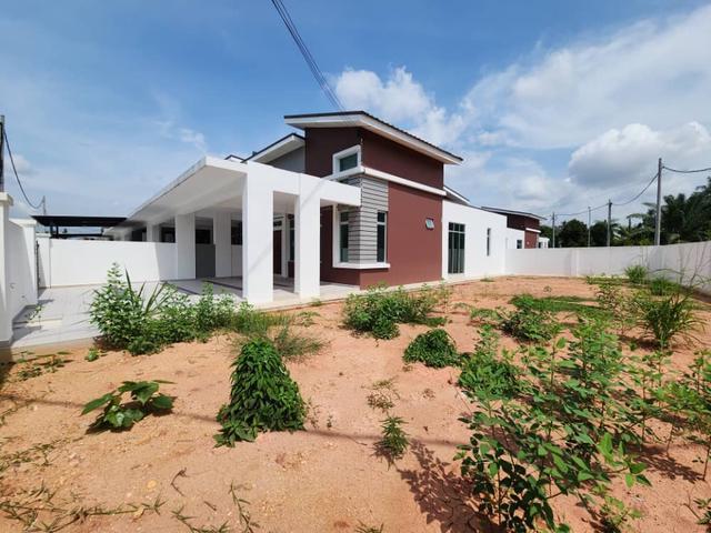 Terraced House for sale in Batu Pahat, Johor