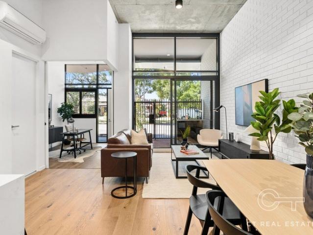 Townhouse for sale in Camerons Creek, Victoria