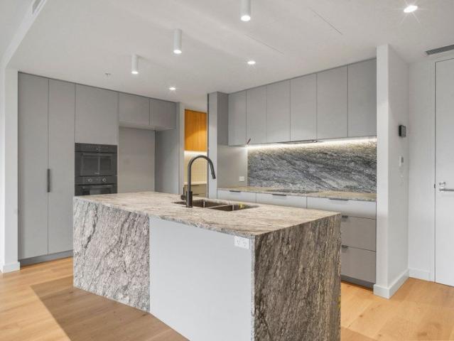 Apartment for rent in Herston, Greater Brisbane