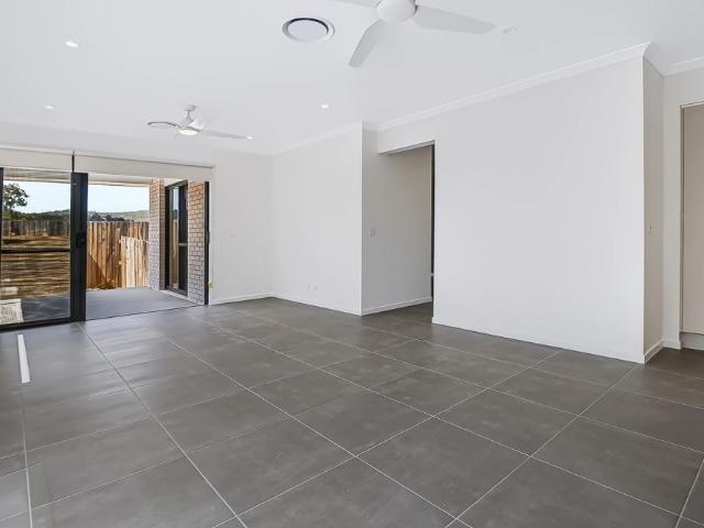 House for rent in Deebing Heights, Greater Brisbane
