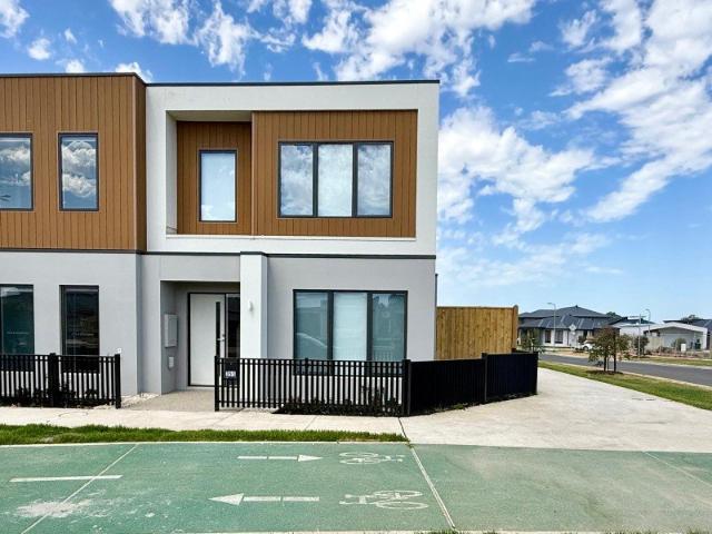 Townhouse for rent in Camerons Creek, Victoria