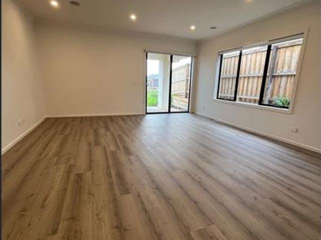 House for rent in Timbertop Estate, Melbourne
