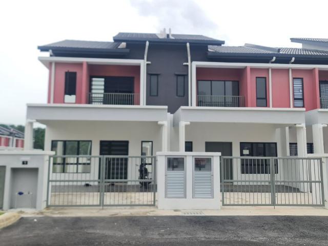 House for sale in Tanjong Sepat, Selangor