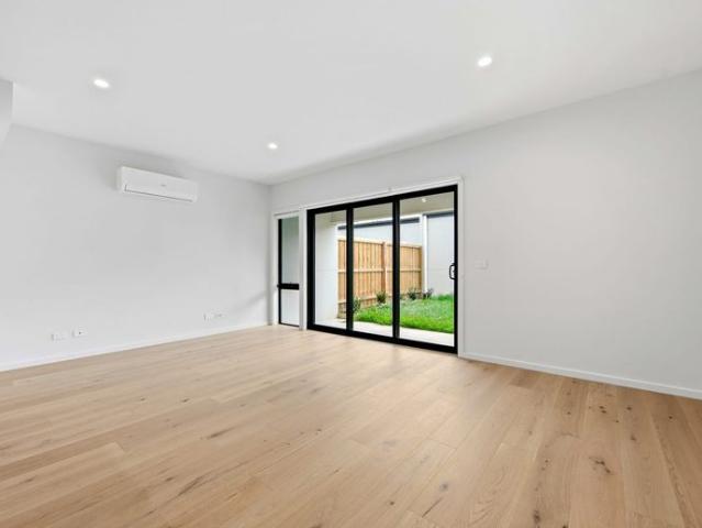 Townhouse for rent in Camerons Creek, Victoria