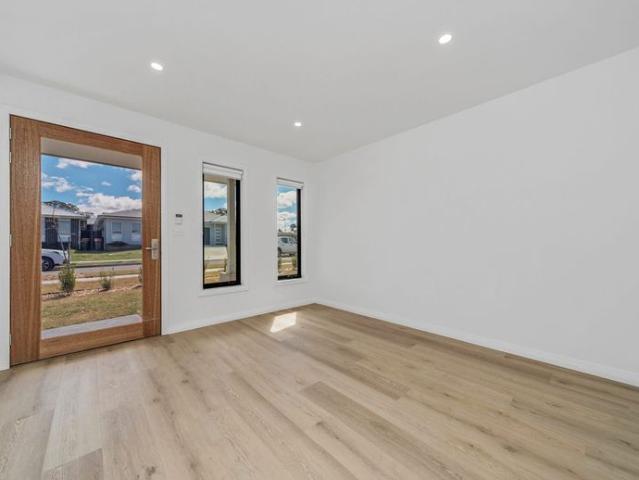 House for rent in Brisbane Grove, New South Wales