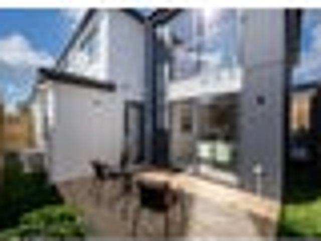 House for sale in Howick, Oroua County