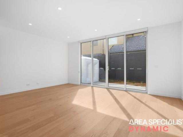 Townhouse for rent in Brighton East, Melbourne