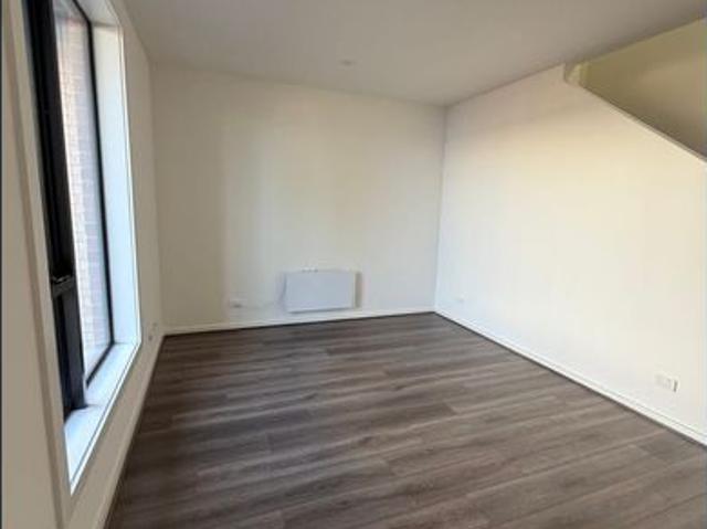 Townhouse for rent in Luma Living Estate, Melbourne