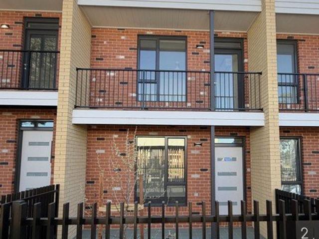 Townhouse for rent in Luma Living Estate, Melbourne