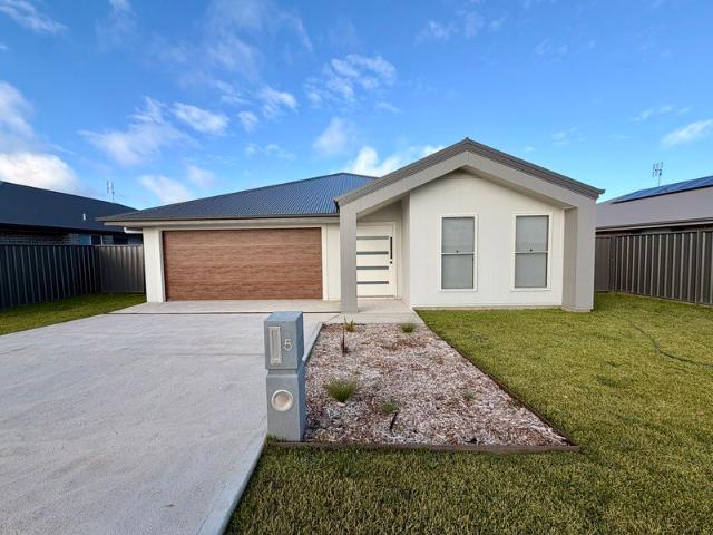 House for rent in Bedgerabong, New South Wales