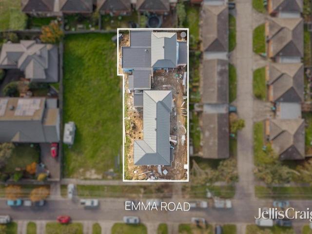 Townhouse for sale in Camerons Creek, Victoria