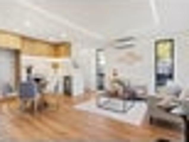 Townhouse for sale in Mount Wellington