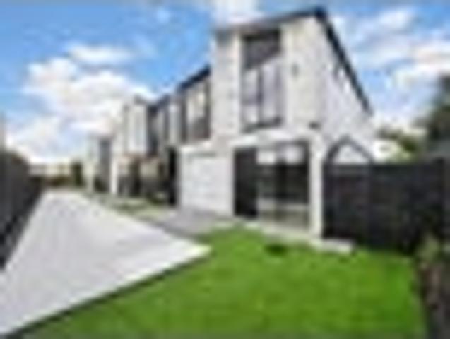 Townhouse for sale in Owhata