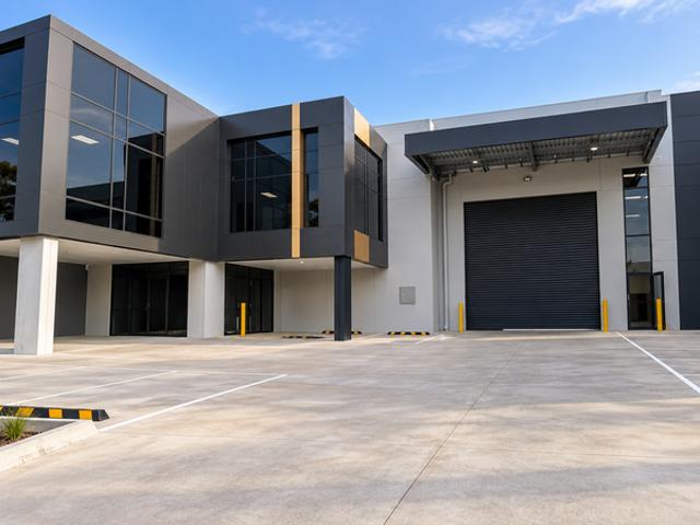 Warehouse for rent in Epping, Melbourne