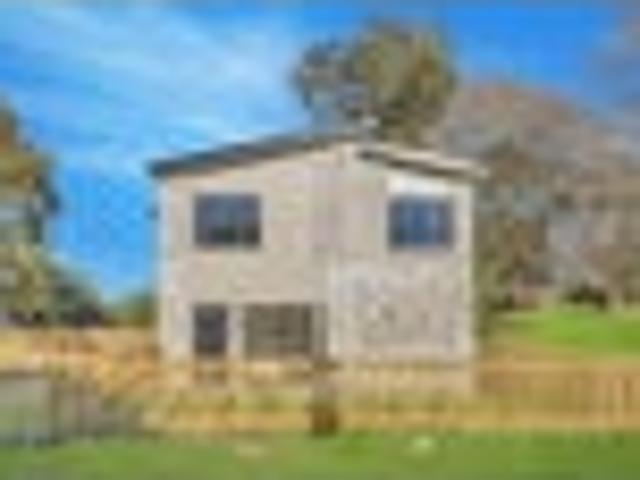 Townhouse for sale in Clendon Park, Manurewa
