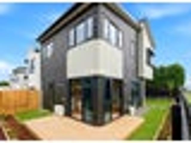 House for sale in Howick, Oroua County