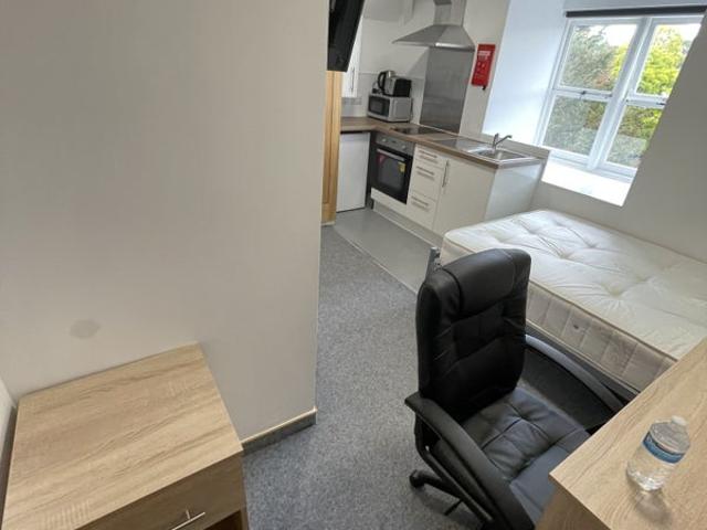 Studio for rent in Highfields, Old Wharf