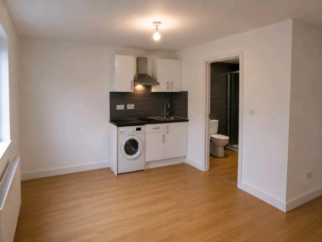 Studio for rent in Spitalfields, Whitechapel
