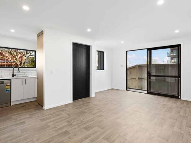 Property for rent in Hamilton Central, Hamilton City