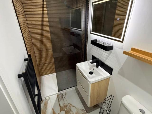 Studio for rent in Roselands, Eastbourne
