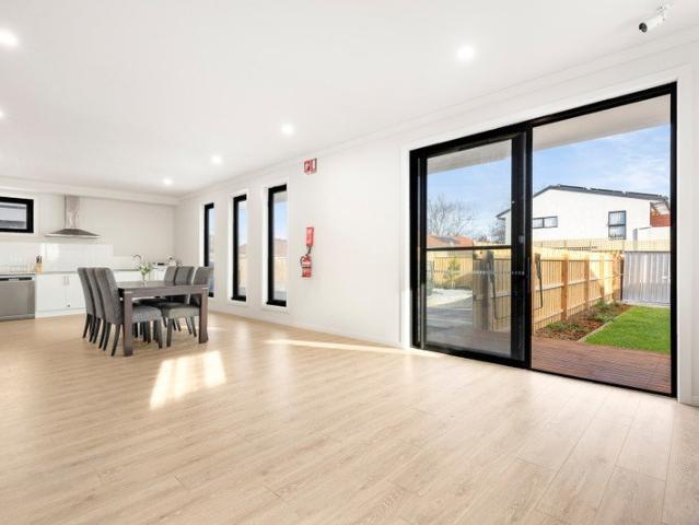 Granny Flat for rent in Oakleigh, Melbourne