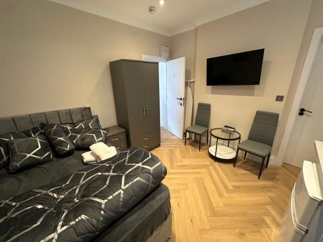 Studio for rent in Alperton, Greater London
