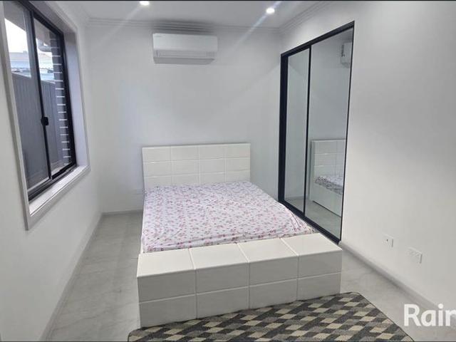 Granny Flat for rent in Sydney, New South Wales