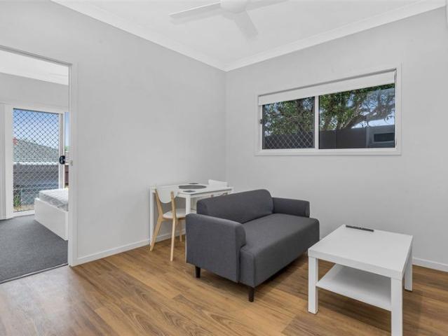 Granny Flat for rent in Zillmere, City of Brisbane