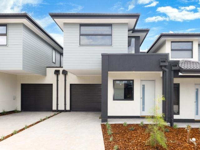 Townhouse for sale in Camerons Creek, Victoria