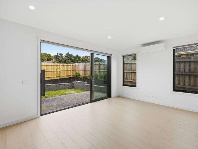 Townhouse for rent in Bayswater, Melbourne